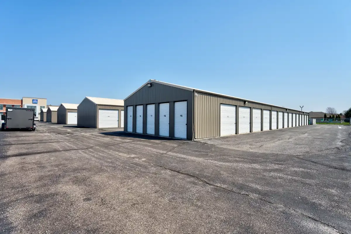 Storage facility exterior driveway